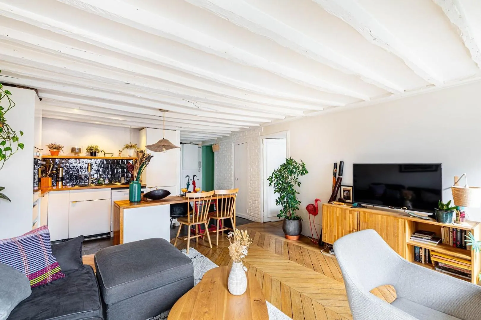 Guestready - Charming Near Le Marais * Paryż